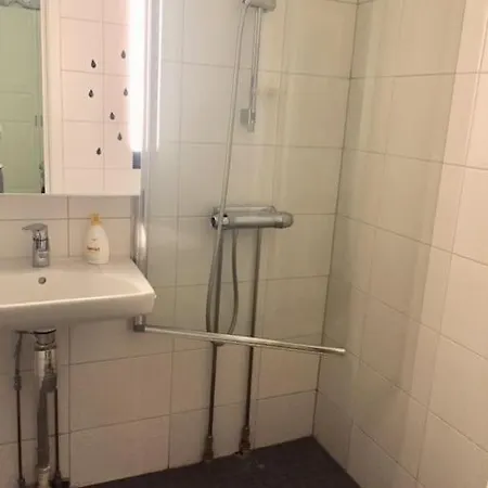 Sentrum, Hele Leiligheten, 70 Kvm Apartment *